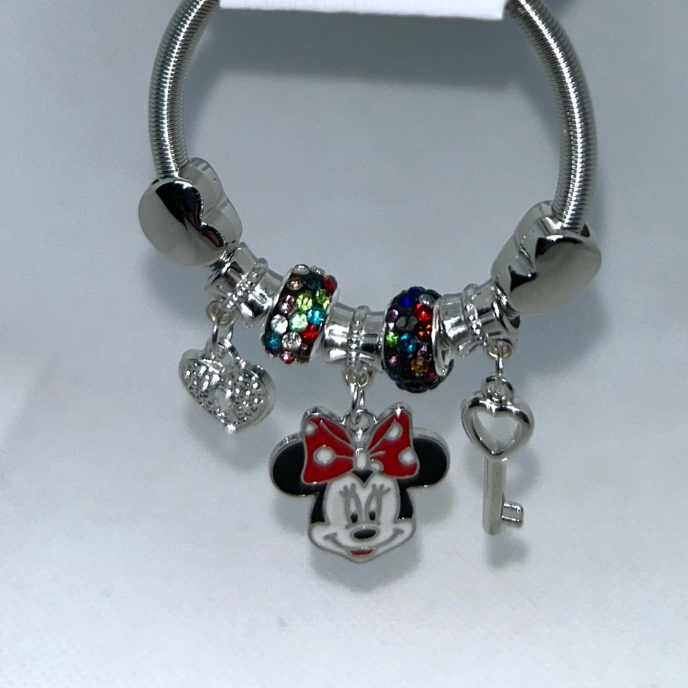 Minnie themed kids Stretch Charm Bracelet. NWT.